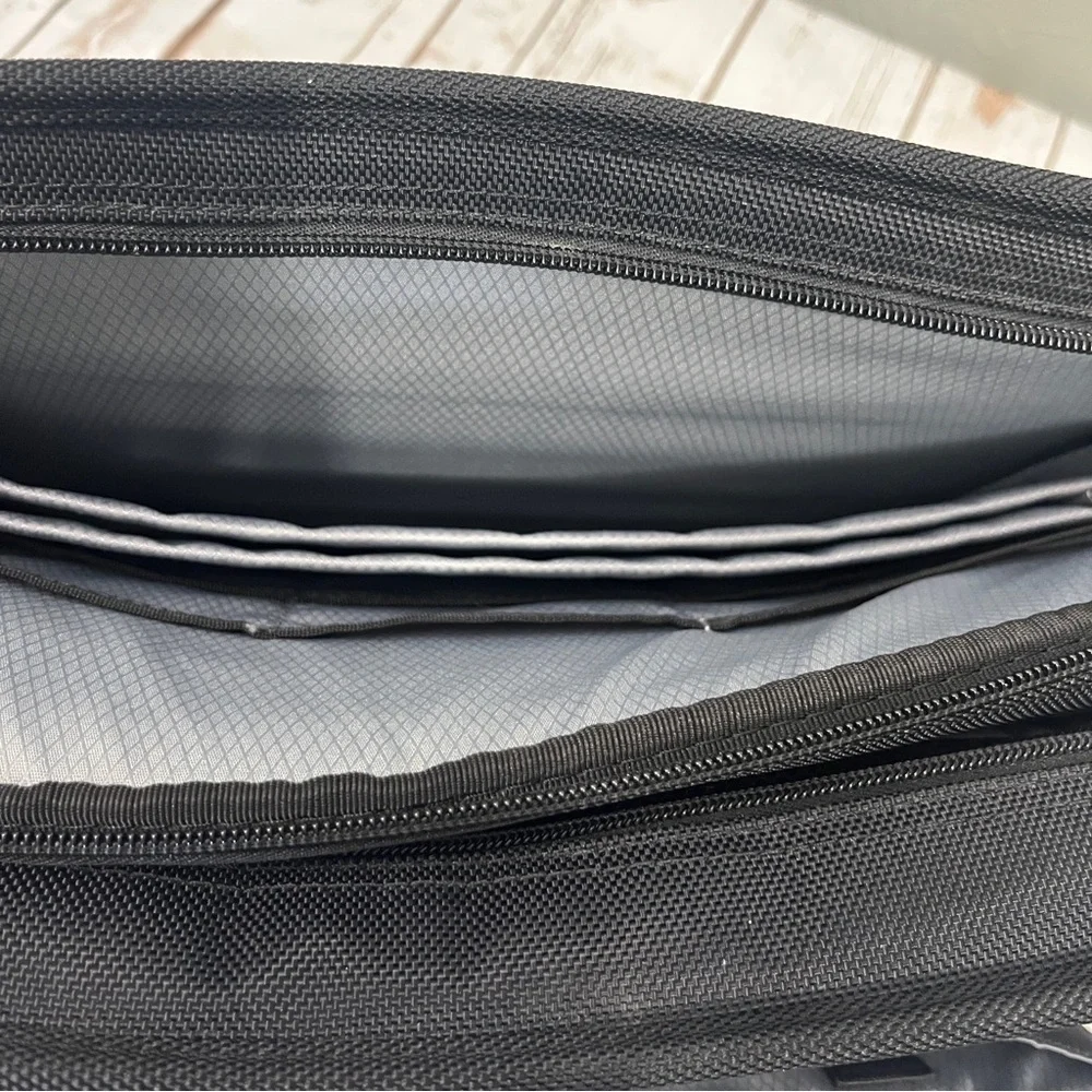 Samsonite Laptop Carry‎ On Bag Luggage